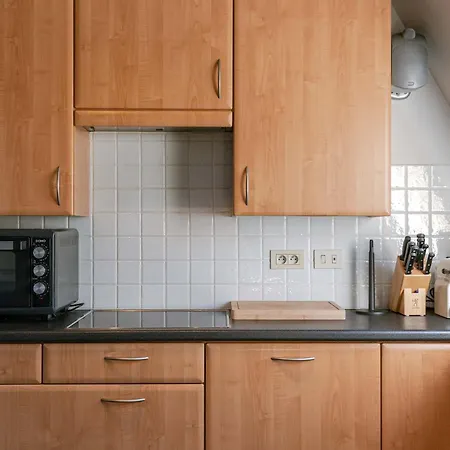 Apartment Huswell - Comfortable With Scenic Views
