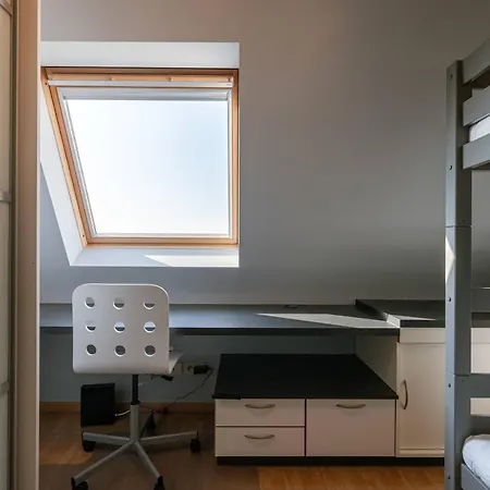 Apartment Huswell - Comfortable With Scenic Views *