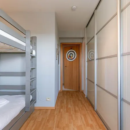 Apartment Huswell - Comfortable With Scenic Views De Haan