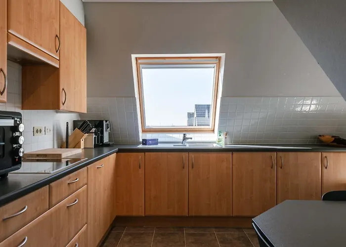 Semesterbostad Casiola - Comfortable With Scenic Views De Haan